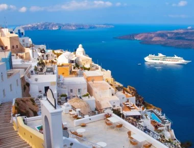 Η Ελλάδα μπήκε στις 50 καλύτερες του κόσμου αλλά... όχι για τις παραλίες